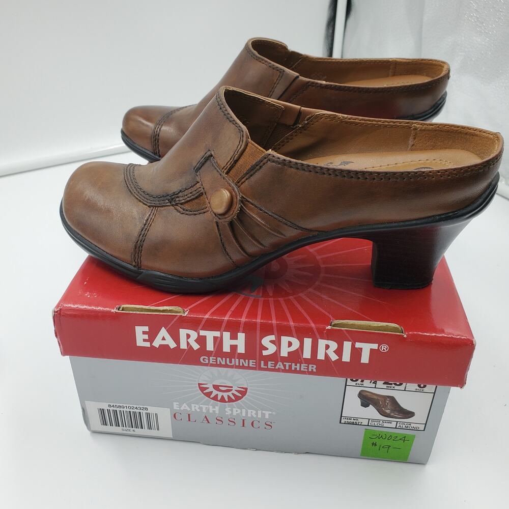 EARTH SPIRIT Classics "Emma" Women Size 6 Leather Clogs, PRE-OWNED - Picture 2 of 7